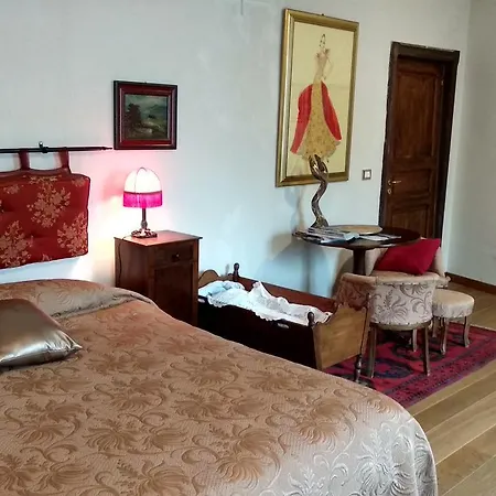 Porta Rose Bed & Breakfast